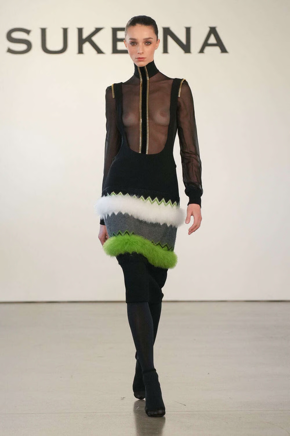 Makeup for the models at the fashion show organized by Sukeina for its Fall 2023 collection.